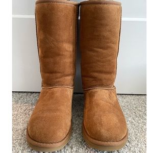 UGG: Woman’s Classic Tall Boot (color: chestnut)